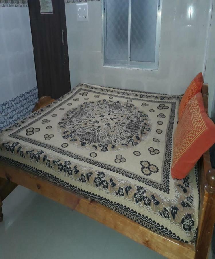 Goroomgo Pranab Sadan Puri Luaran gambar